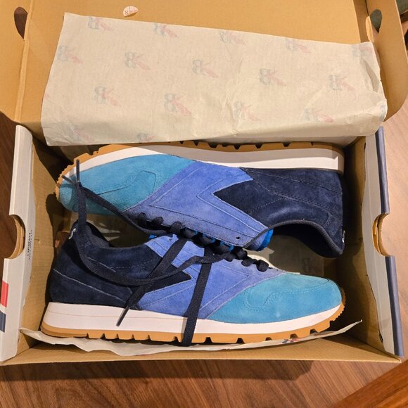 Brooks Chariot Shoes Men's Size 11 US - Picture 3 of 4